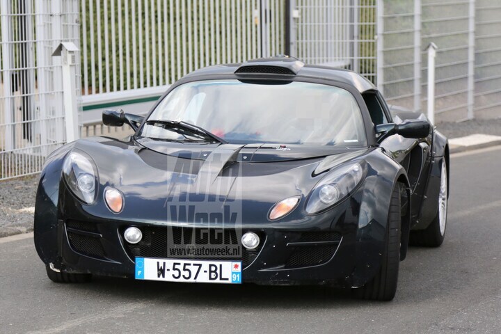 Renault Alpine Caterham spyshots