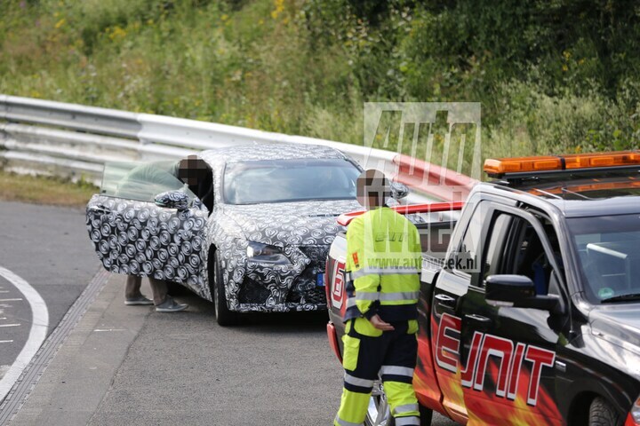 Lexus IS Coupé