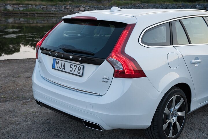 Volvo V60 D6 Plug-in Hybrid 2014