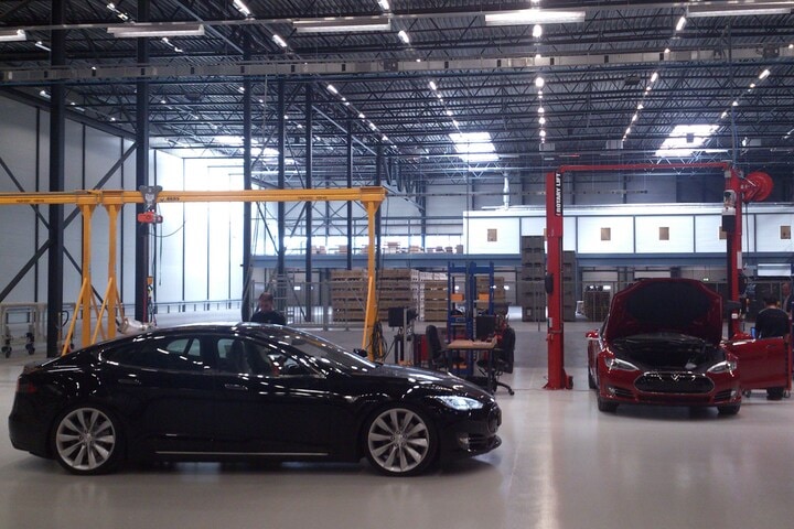 Tesla assemblage Tilburg