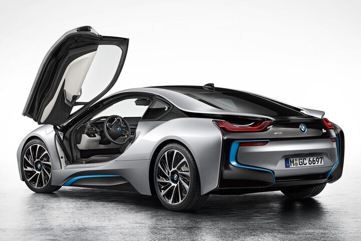 BMW i8