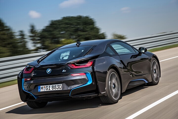 BMW i8