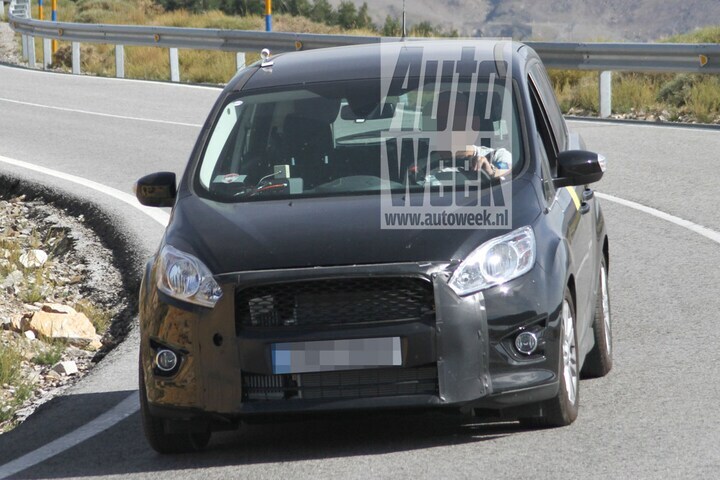 Ford C-MAX Facelift Spyshots