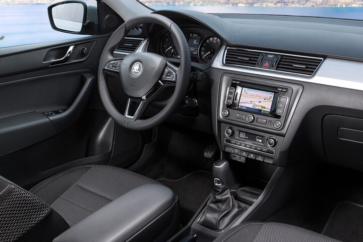 Skoda Rapid Spaceback intro