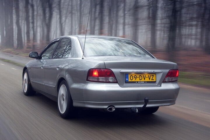 Mitsubishi Galant 2.5 V6 - Klokje rond