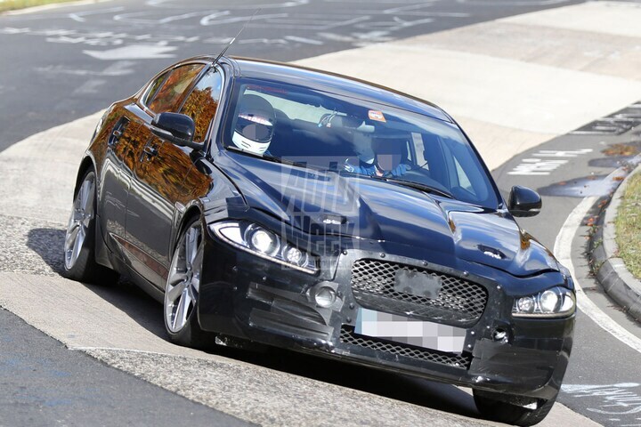 Jaguar XF Spyshots