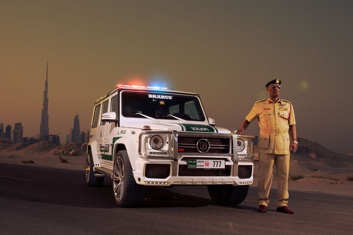 Brabus B 63S-700 Widestar Dubai Police