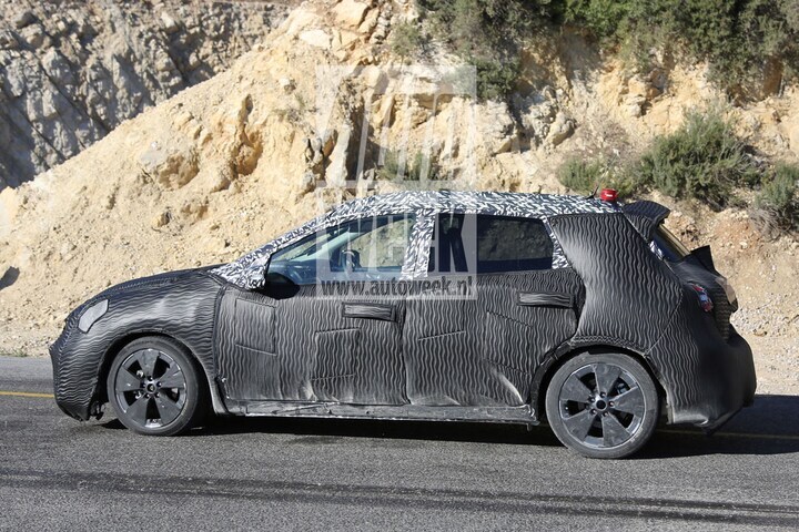 Nissan Almera gespot