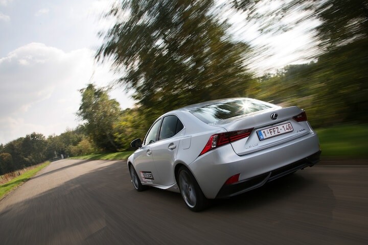 Lexus IS 300h Duurtest België