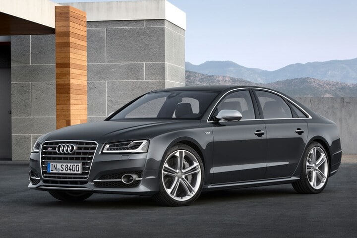 Audi S8