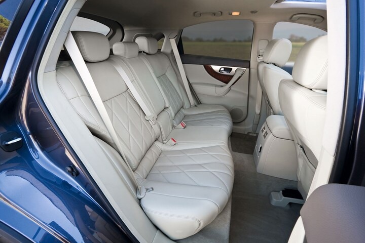 Infiniti QX70