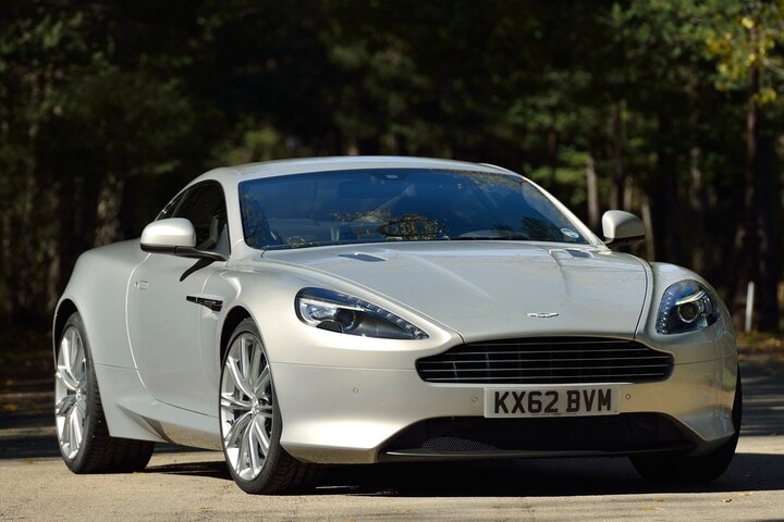 Aston Martin DB9