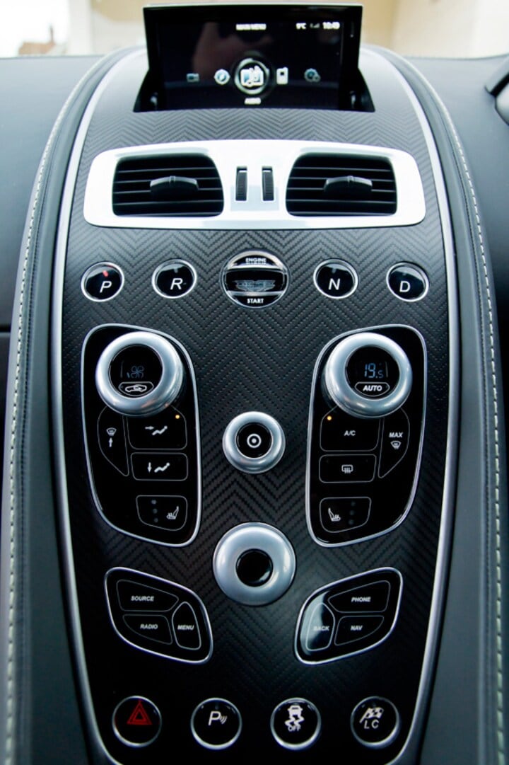 Aston Martin Vanquish