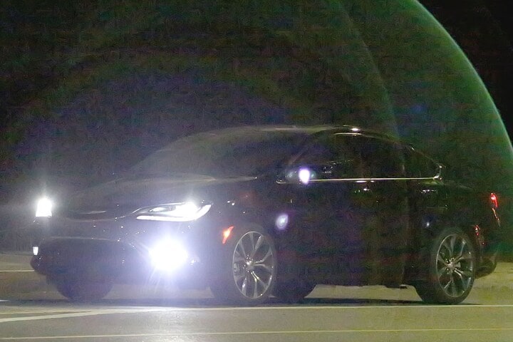Chrysler 200 spyshots