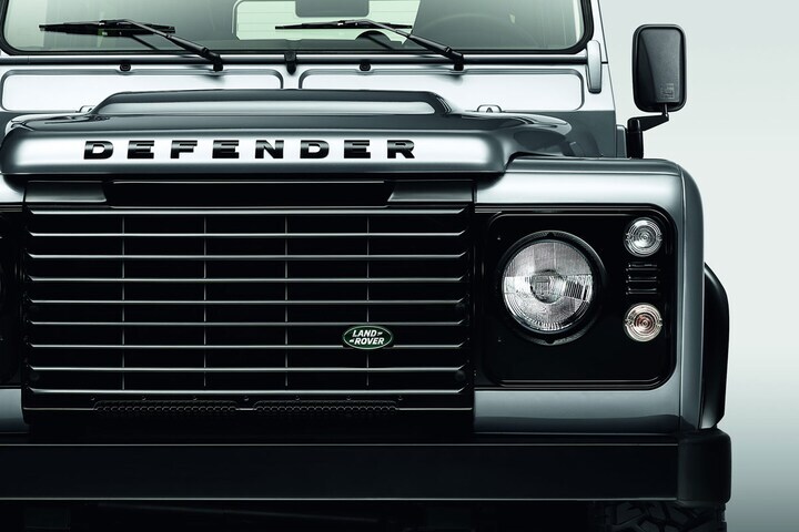 Land Rover Defender Black/Silver Pack