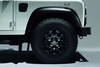 Land Rover Defender Black/Silver Pack