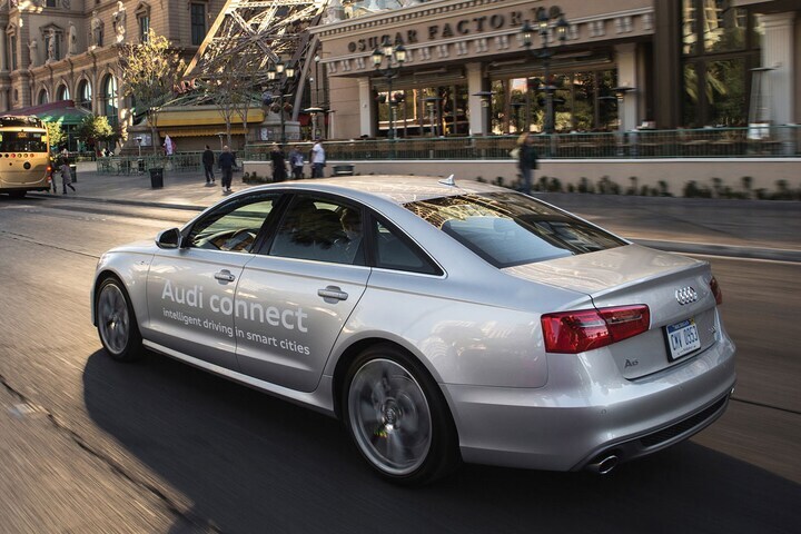 Audi Online traffic light information