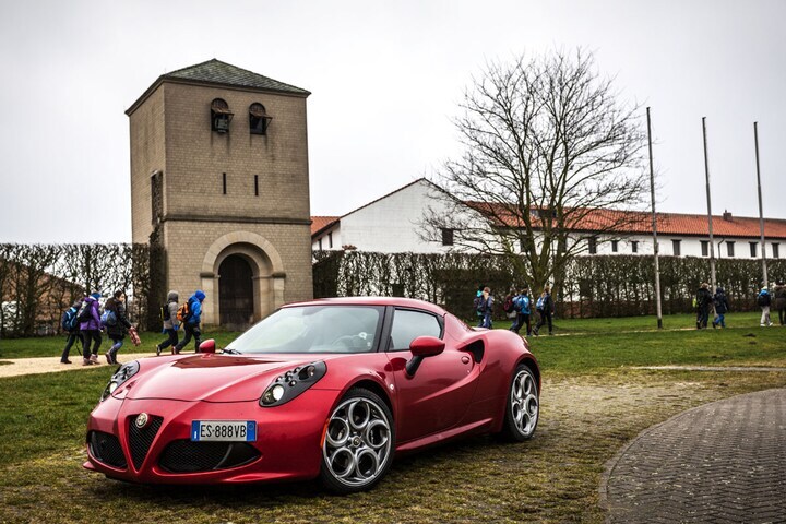 GTO 1 met En Route Alfa Romeo 4C
