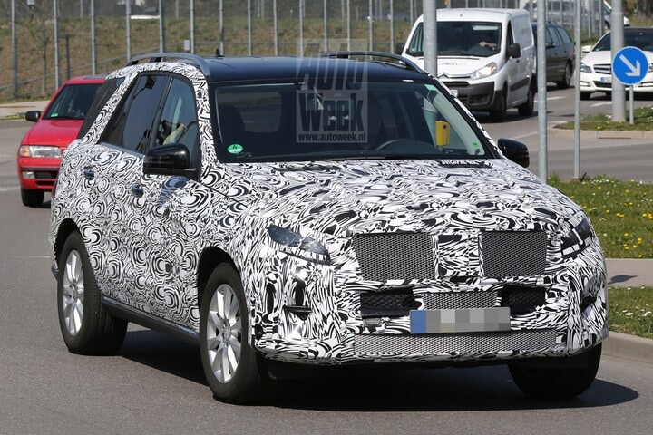 Mercedes ML facelift spyshots