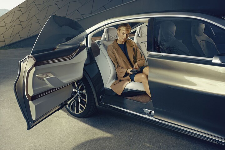 BMW Vision Future Luxury