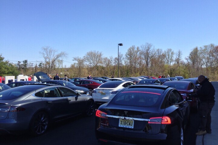 Tesla's honderdste Supercharger