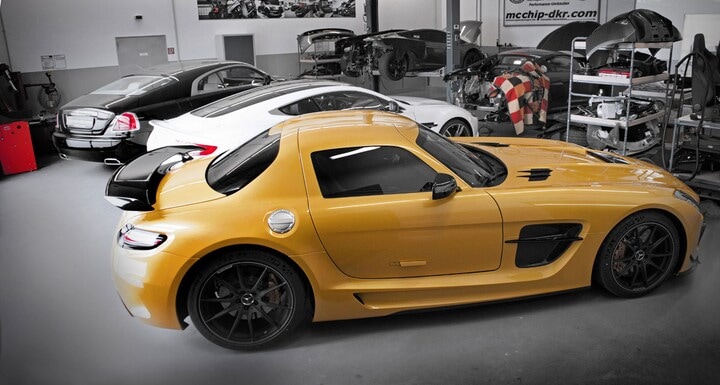 McChip-DKR Mercedes SLS AMG Black Series