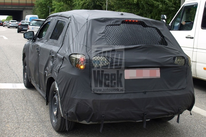 Suzuki Grand Vitara spyshot