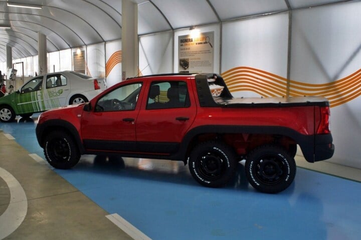 Dacia Dustruck