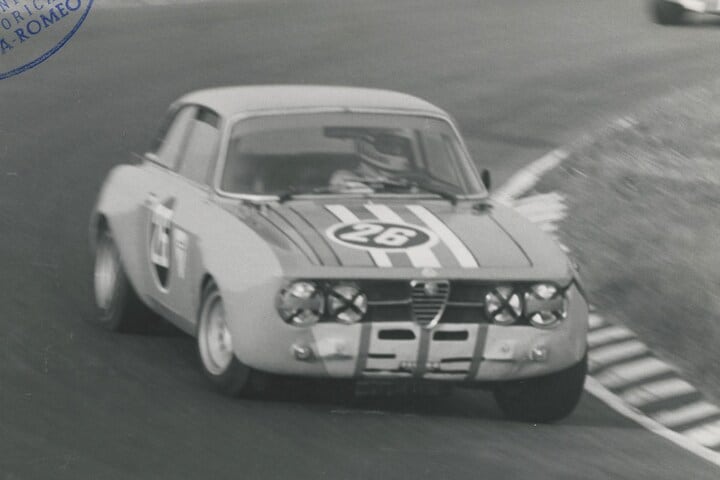 Alfa Romeo 1300 GTA Junior Hezemans