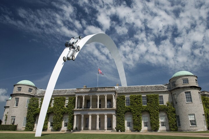 Mercedes-Benz Central Feature Goodwood