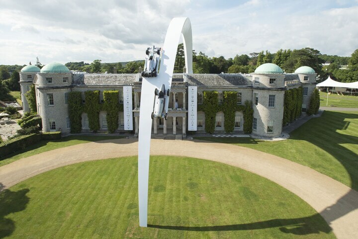 Mercedes-Benz Central Feature Goodwood