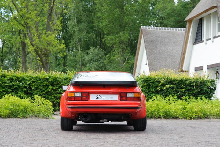 Porsche 924 Carrera GTS Club Sport