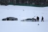 BMW i8 crasht in sneeuw