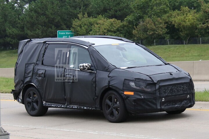 Ford Galaxy spyshot