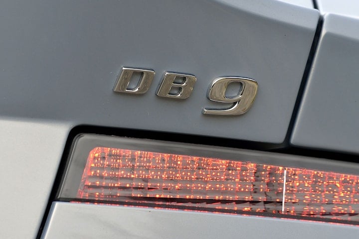 Aston Martin DB9