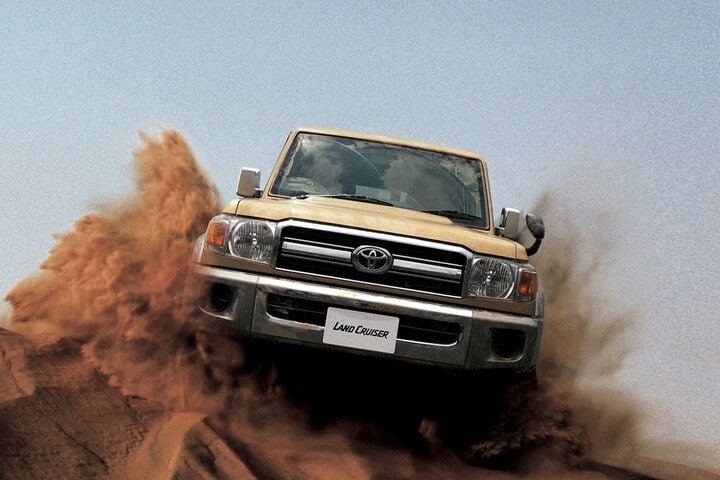 Toyota Land Cruiser 70