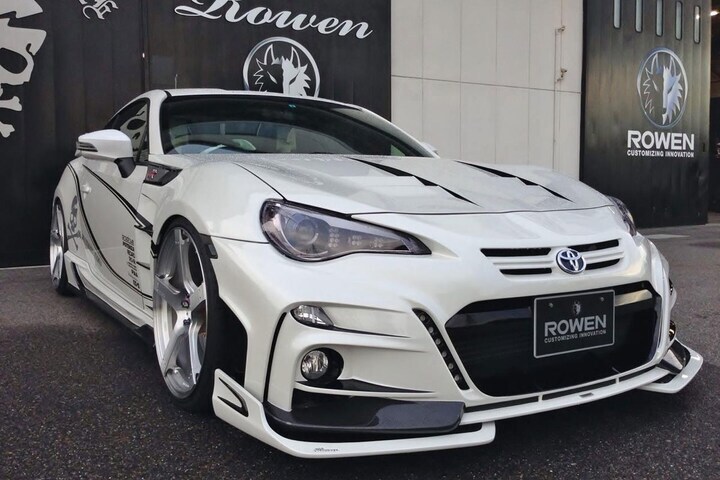 Toyota GT86 Rowen International