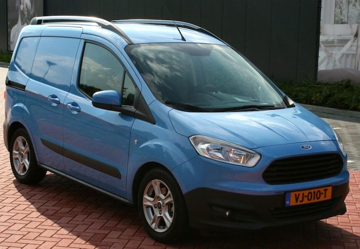 Ford Transit Courier 