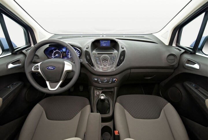 Ford Transit Courier 