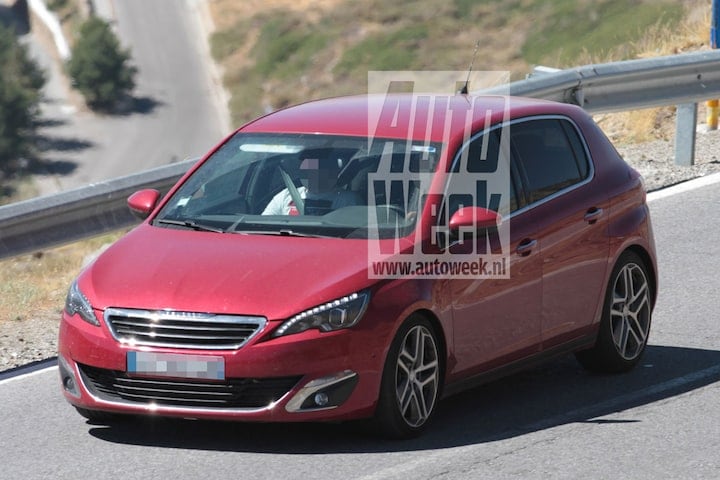 Peugeot 308 GTI spyshots