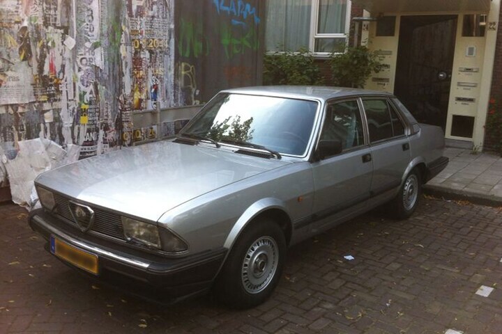 In het wild Alfa Romeo Alfa 6