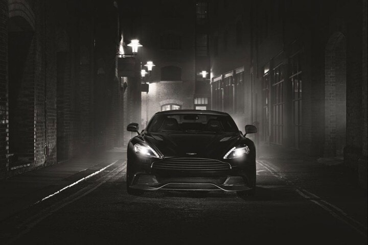 Aston Martin Vanquish Carbon Edition