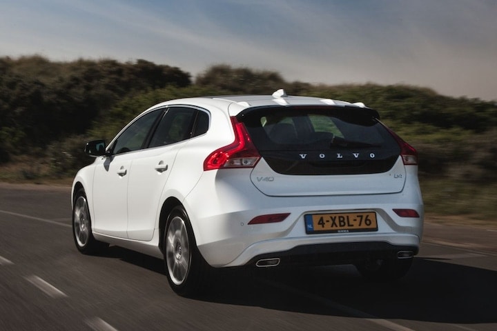 Volvo V40 D4