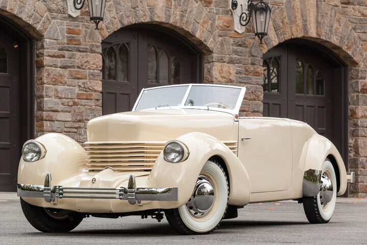 Cord 810 en 812
