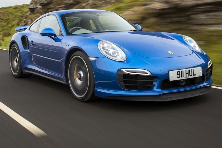 Porsche 911 Turbo met bijpassende nummerplaat