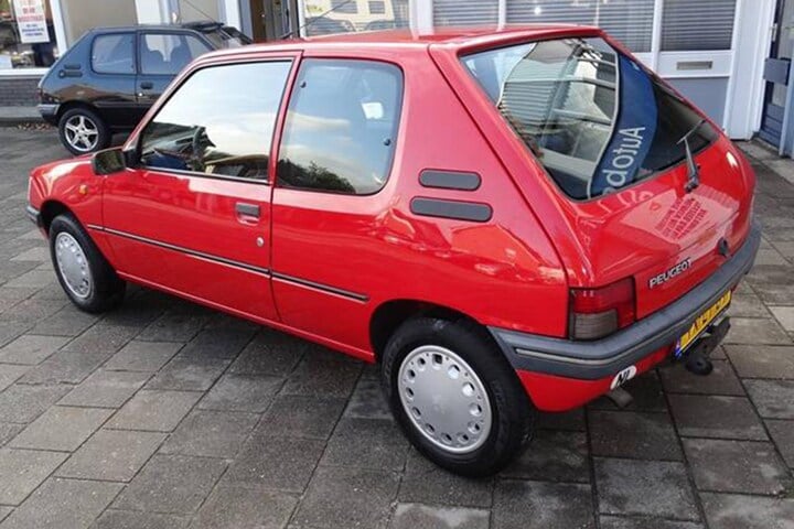 Peugeot 205 