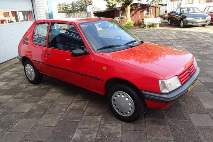 Peugeot 205 