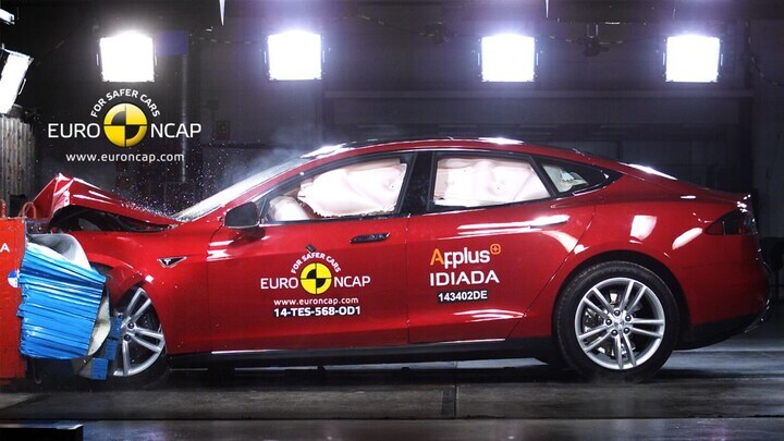 Tesla Model S EuroNCAP crashtest