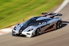 Volvo truck vs Koenigsegg One:1