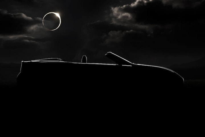Lexus LF-C2 teaser